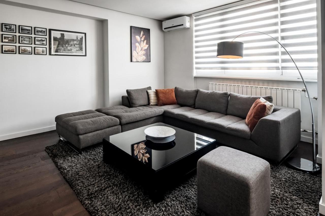 2 Bedroom Penthouse In City Center, Free Parking Sarajevo Exterior photo