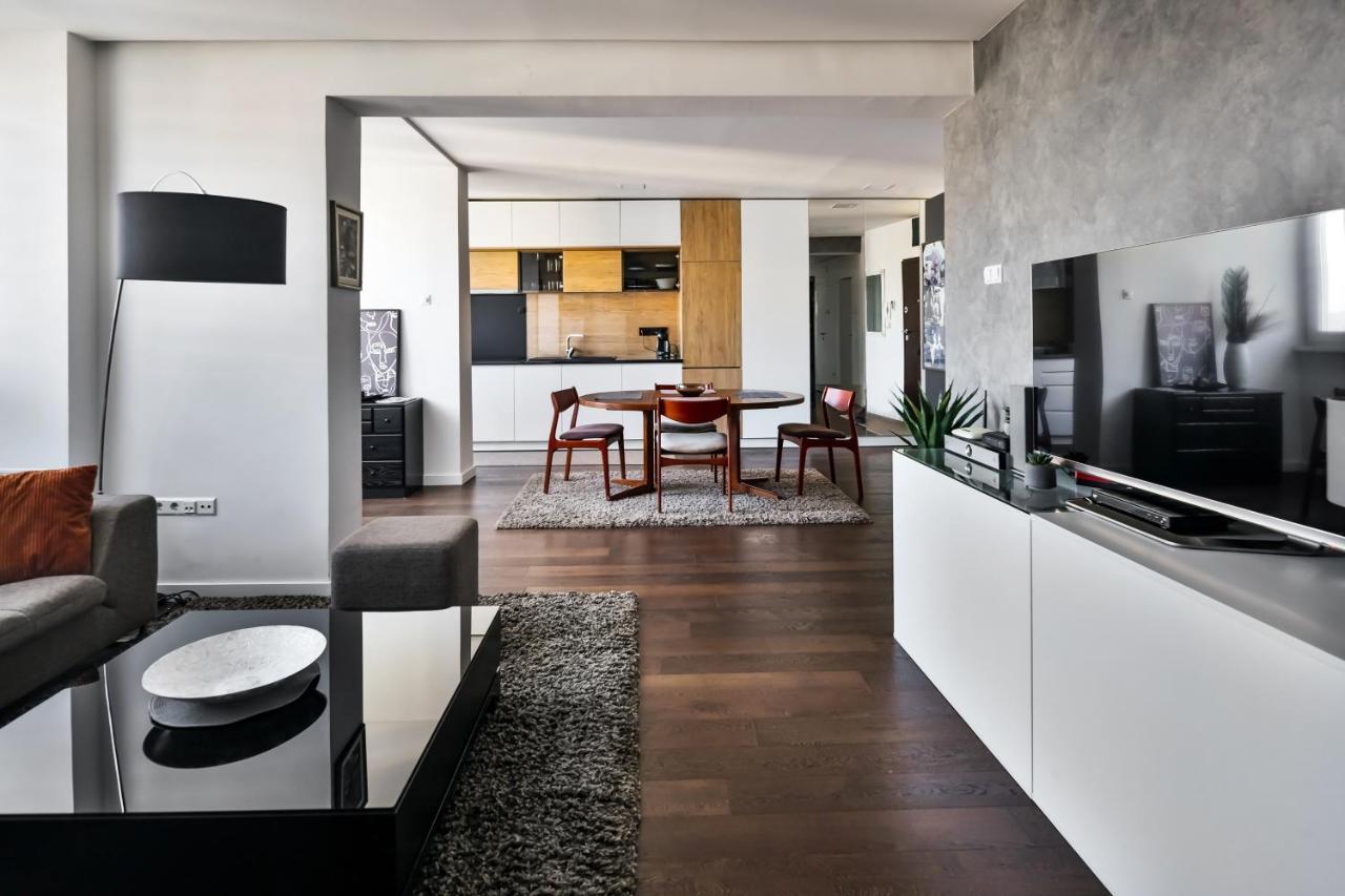 2 Bedroom Penthouse In City Center, Free Parking Sarajevo Exterior photo