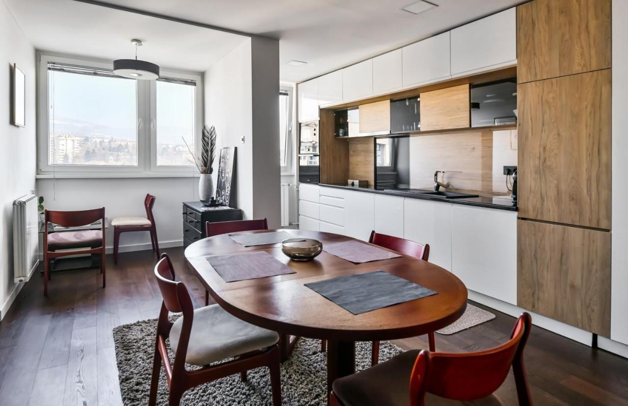2 Bedroom Penthouse In City Center, Free Parking Sarajevo Exterior photo